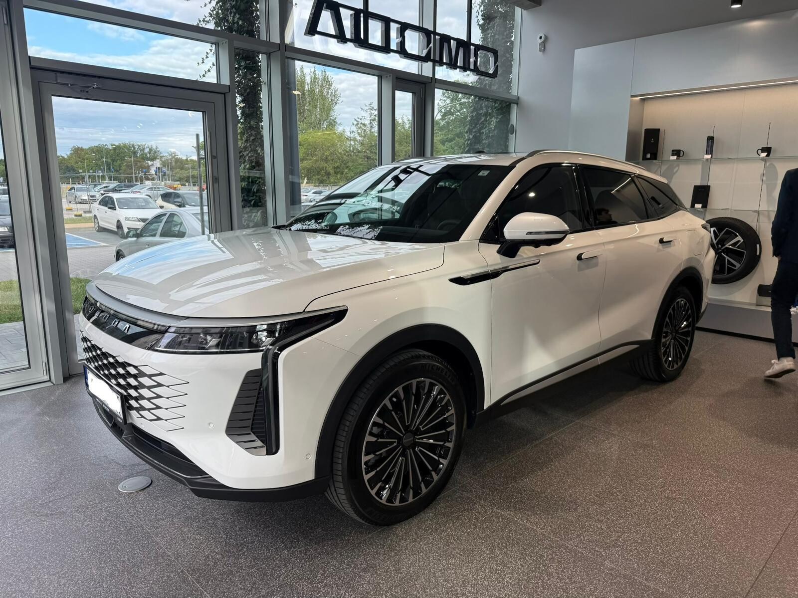 Omoda 9 PHEV